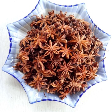八角：还有配方料：火锅配方，冒菜配方，串串配方，卤菜配方