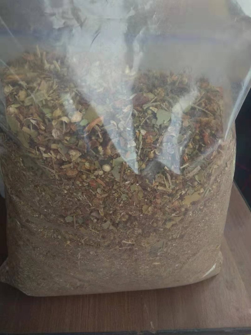 八角：还有配方料：火锅配方，冒菜配方，串串配方，卤菜配方