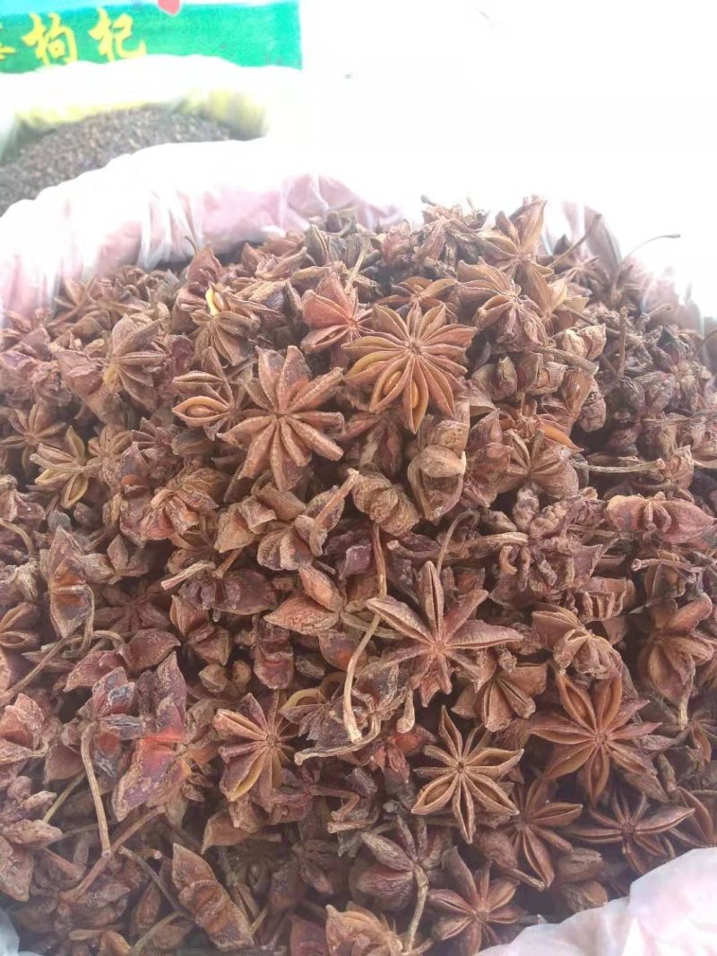 八角：还有配方料：火锅配方，冒菜配方，串串配方，卤菜配方