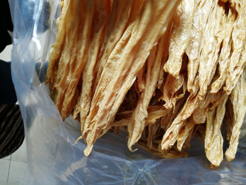 和平农家黄豆扁腐竹，柴火手工制作，质量保证，省内量大包邮