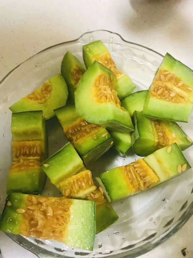新疆羊角蜜冰糖籽香瓜甜瓜