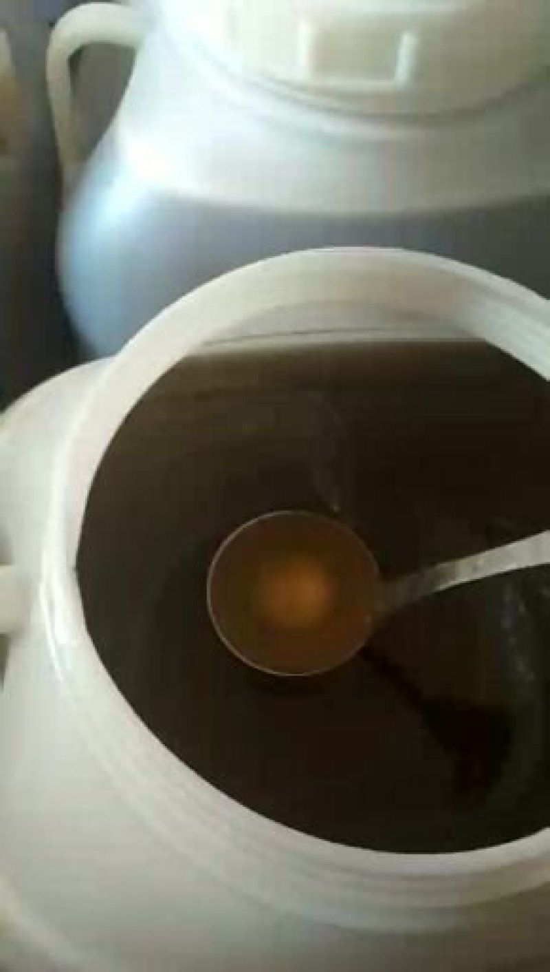 云南野生蜂蜜，营养价值是普通蜂蜜的几倍