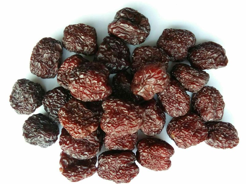 乌枣厂家批发商颗粒饱满，规格全，口感很好，价格低