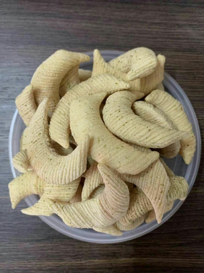手工山药酥厂家直批膨化食品生产厂家散装小零食摆地摊产品