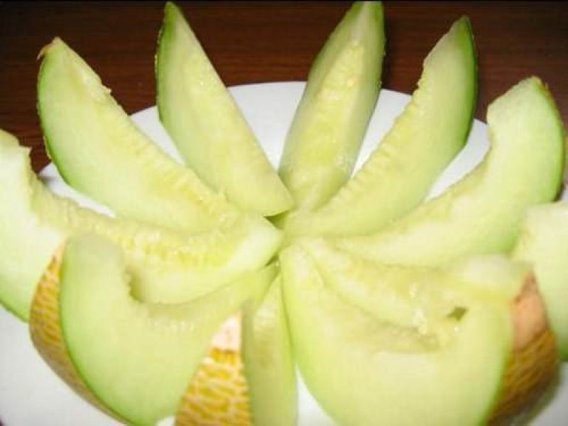 【翼鹏菜业】民勤银蒂蜜瓜，一箱2个装全国包邮，招微商代理