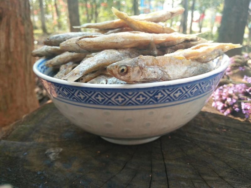油炸鱼油炸小白条淡水无盐油炸鱼干破肚不苦