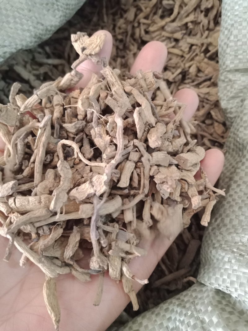 巴戟天带芯药用巴戟批发各种中药材批发零售各种规格中药材