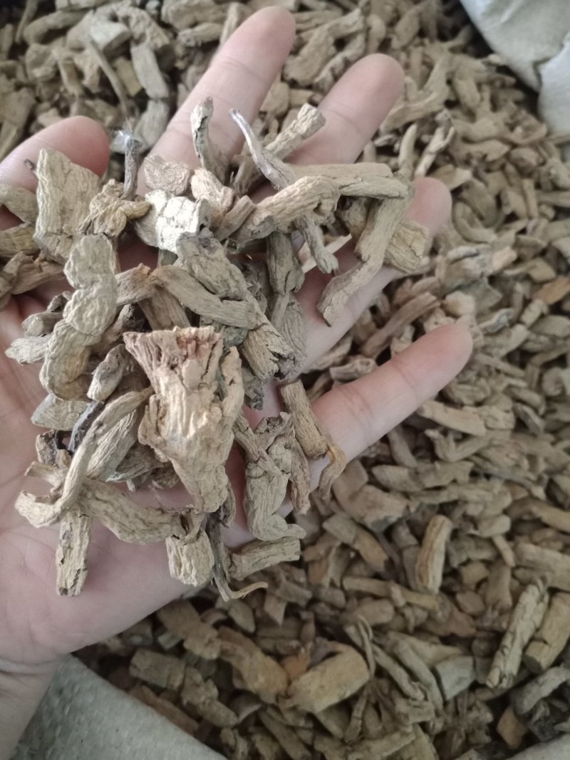 巴戟天带芯药用巴戟批发各种中药材批发零售各种规格中药材