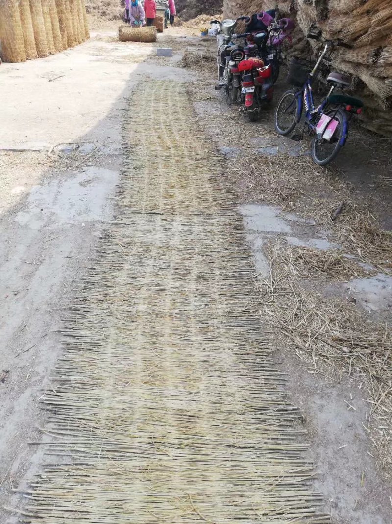草绳草帘打包绳好绳，，各种规格，，产地直销。济宁喻屯