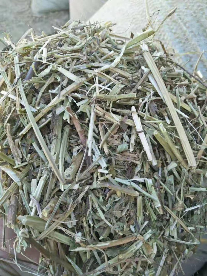 花生秧、小麦秸秆、草场直销牛羊马兔草料……