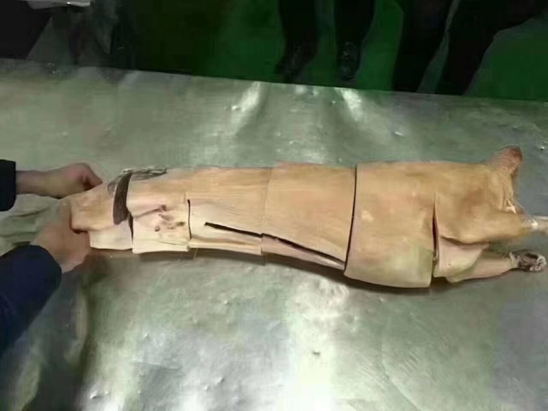 带皮山羊羊通体，红烧带皮羊，一个弹牙