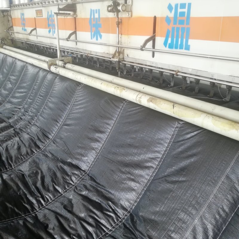 低价厂家直供防雨雪透光大棚保温被