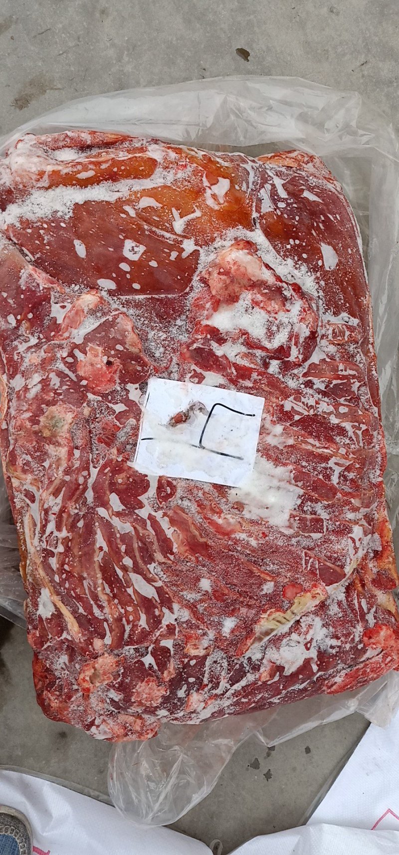 外蒙马肉，活马吊宰，自有加工厂。
