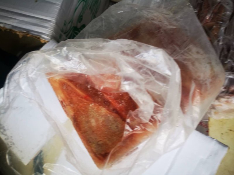 鸭下巴无毛一包2斤有10个，质量保证，量大价优