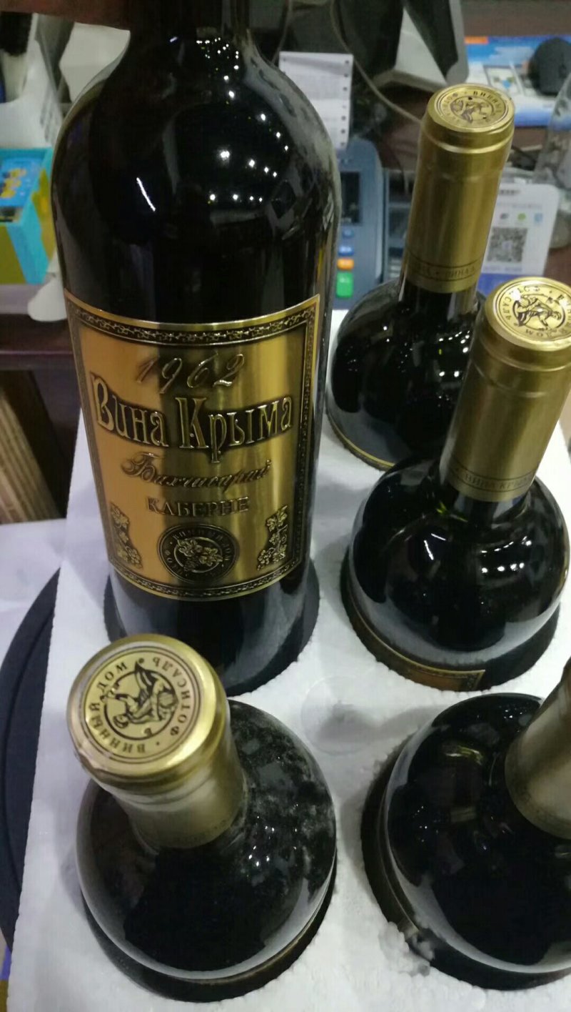 俄罗斯克里米亚法丽萨丽葡萄酒，正品保证
