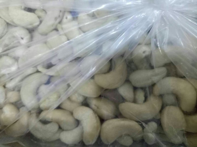 快递包邮w240生去皮腰果