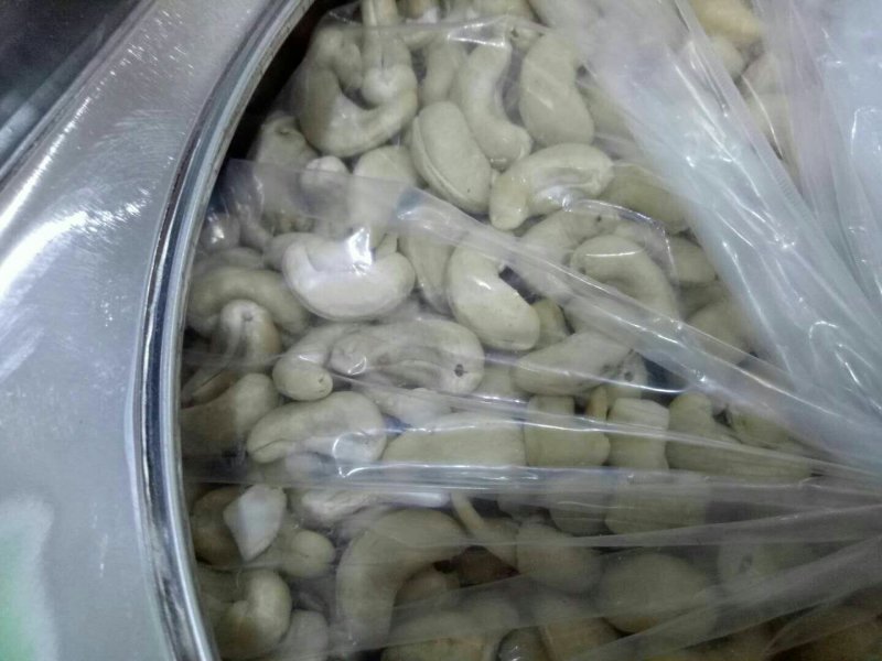 快递包邮w240生去皮腰果