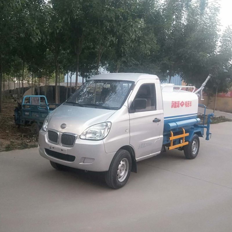 洒水车