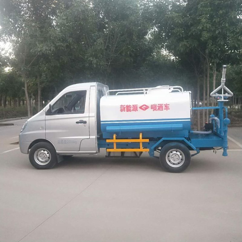 洒水车