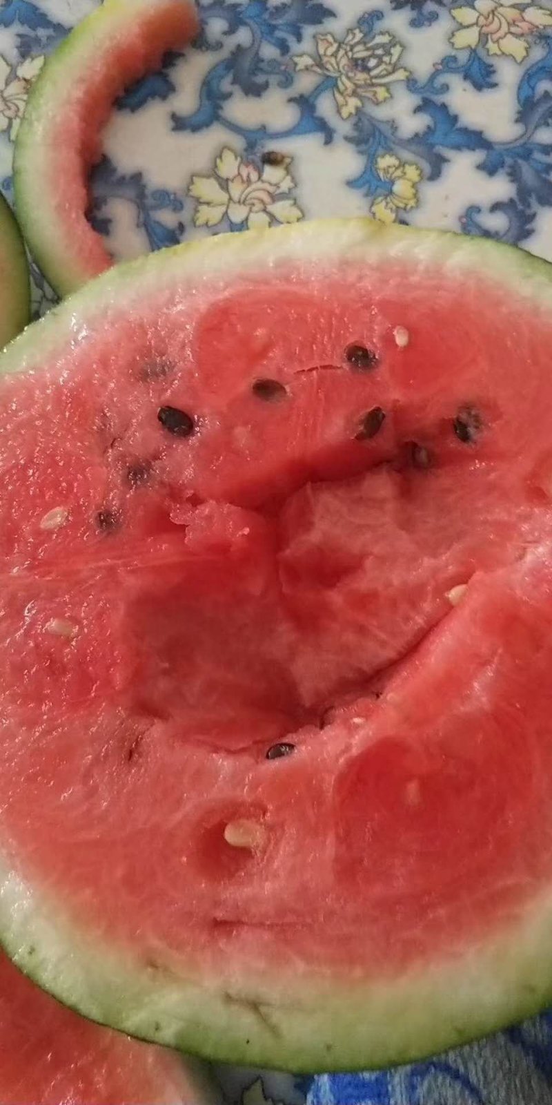 【精选】甜王西瓜皮薄个大拒绝生瓜产地供应包熟包甜