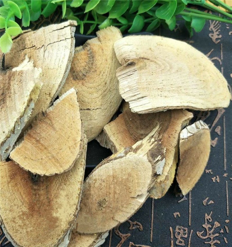 云实根供应上千种中药材