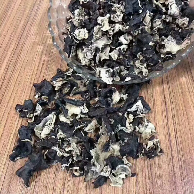 地摊江湖东北小木耳，质量好，一件60斤！毛木耳一件50斤