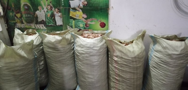 冷榨薄片花生仁饼，80斤标准袋，