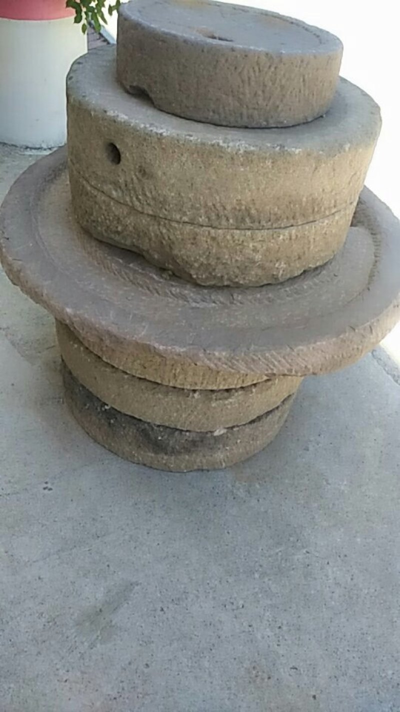百年老石碾石磨石槽灰砖