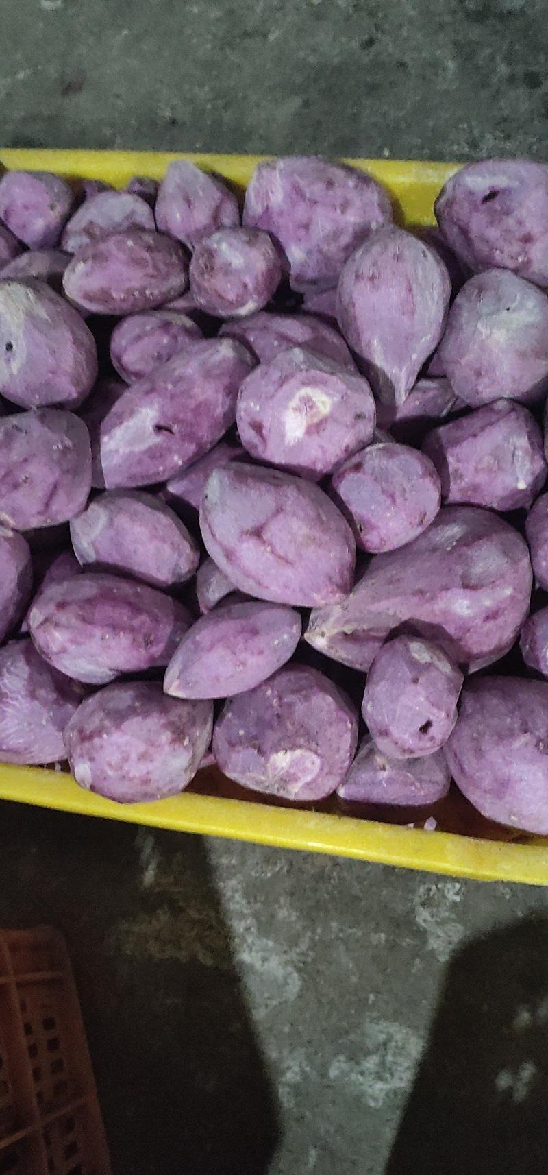 削皮冷冻紫薯