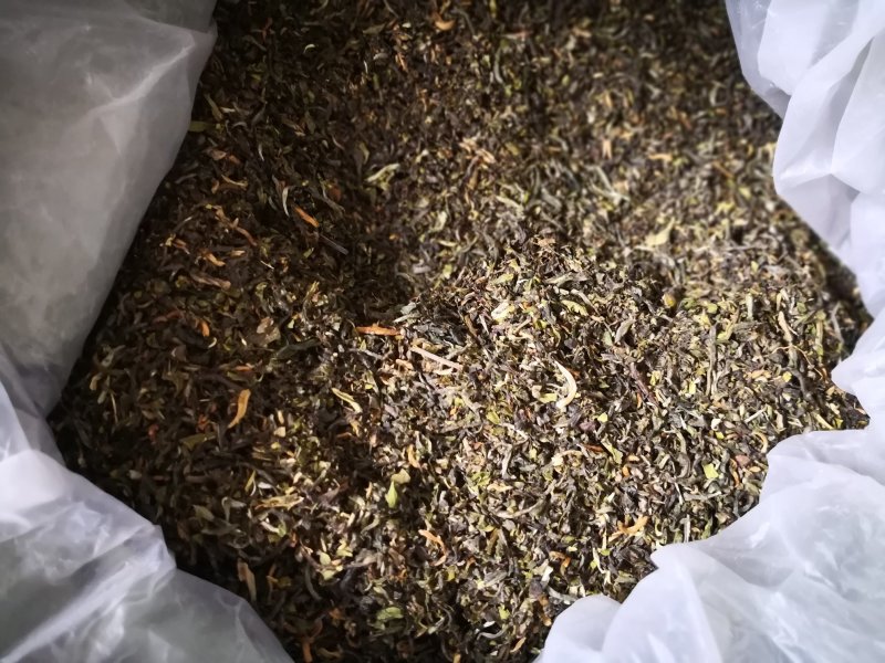 茶碎末茶叶碎渣、茶梗茶末、黄片叶欢迎电话咨询