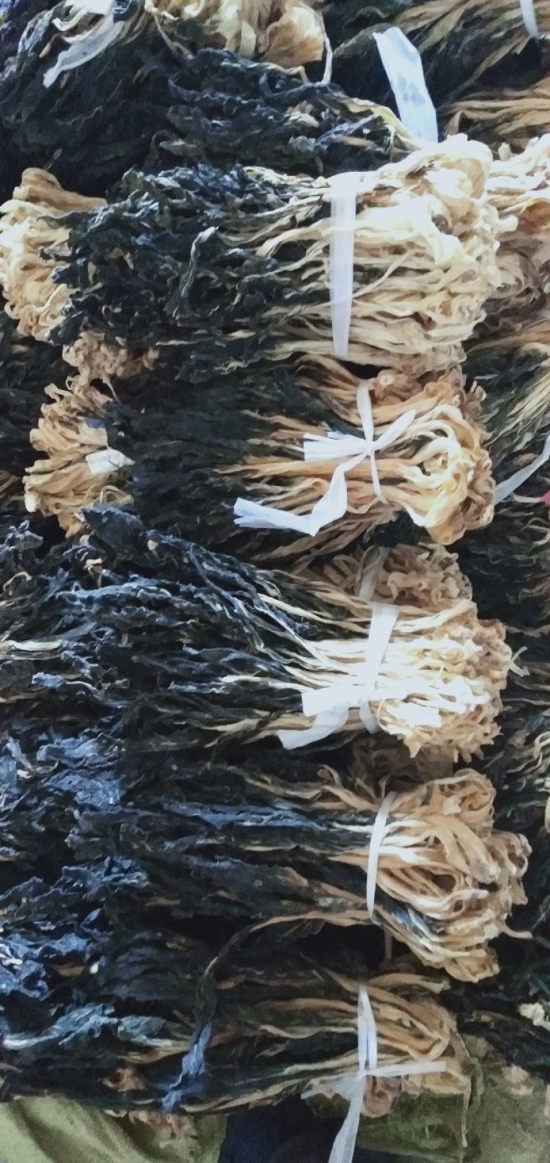 干净无泥沙白菜干。60斤一件（快递发货包邮到家）。