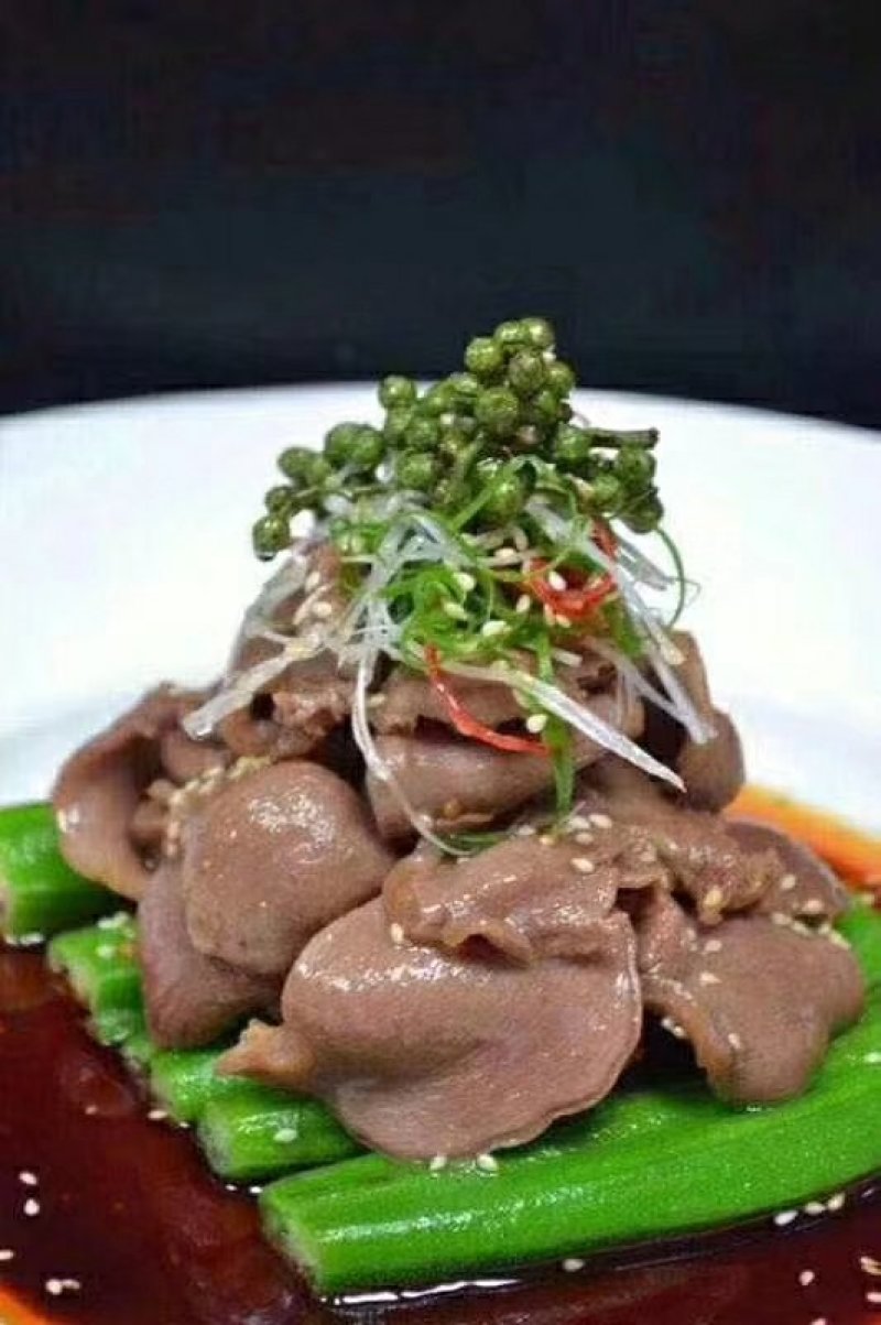 酱香脆口条，精选优质猪舌尖经过切片腌制适合爆炒水煮火锅