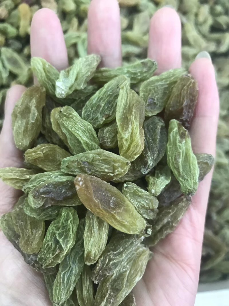 吐鲁番大粒绿香妃葡萄干2斤起包邮
