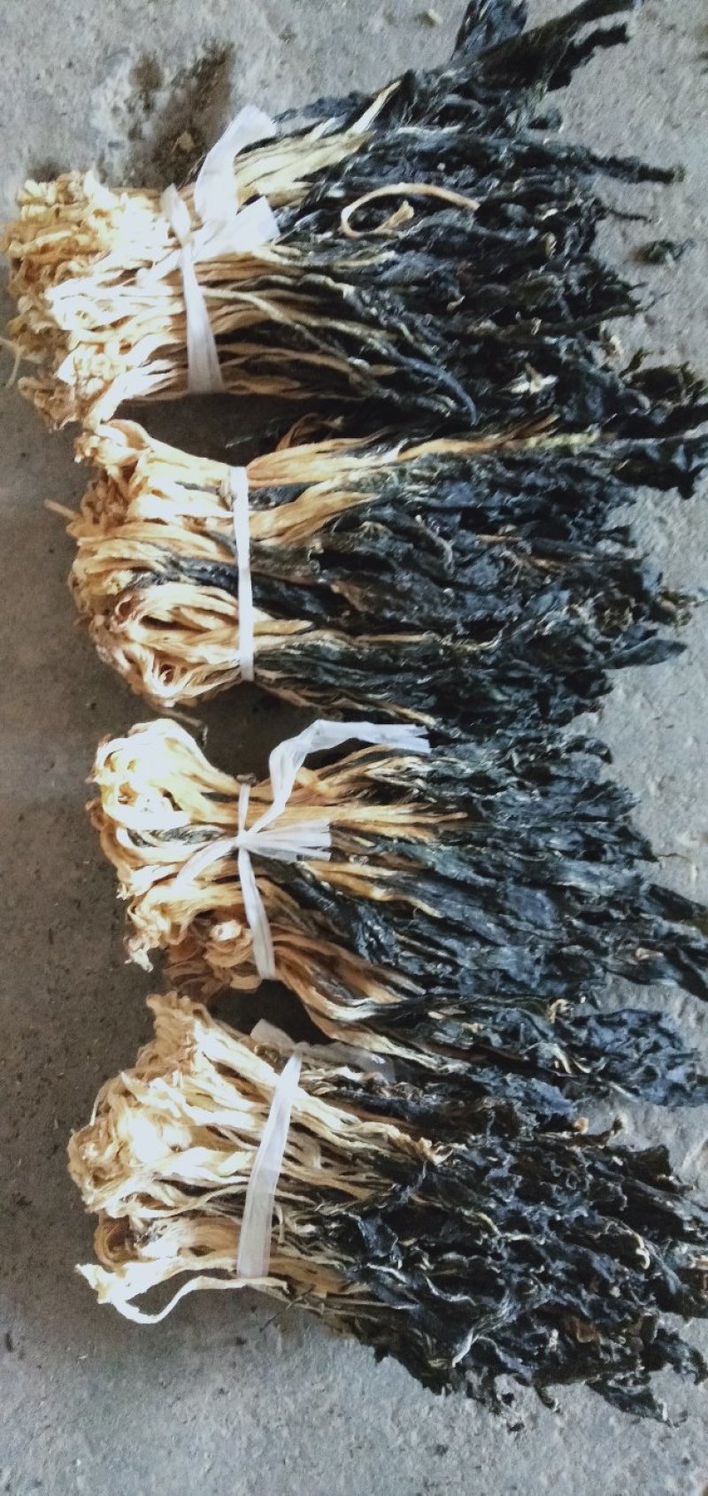 干净无泥沙白菜干。60斤一件（快递发货包邮到家）。