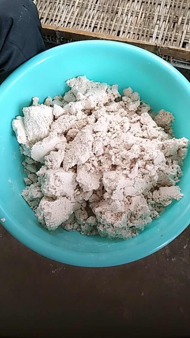 纯手工制作的酒曲子，可以用来做甜酒酿黄酒等