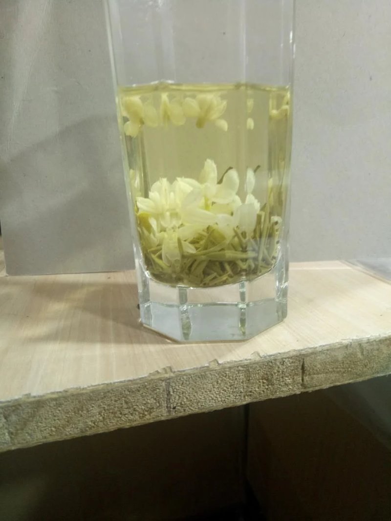 四川乐山马边茶凉风洞茶业明前茶叶春茶碧螺春毛尖仙毫独芽飘