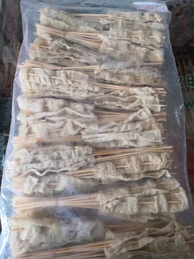 30—100克的面筋串龙骨面筋网红小面筋批发零售