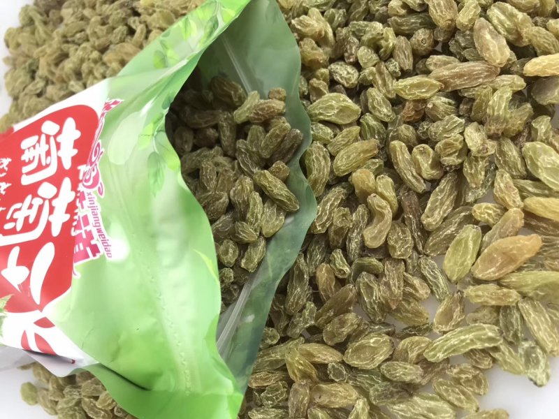 新疆吐鲁番大粒白无核葡萄干