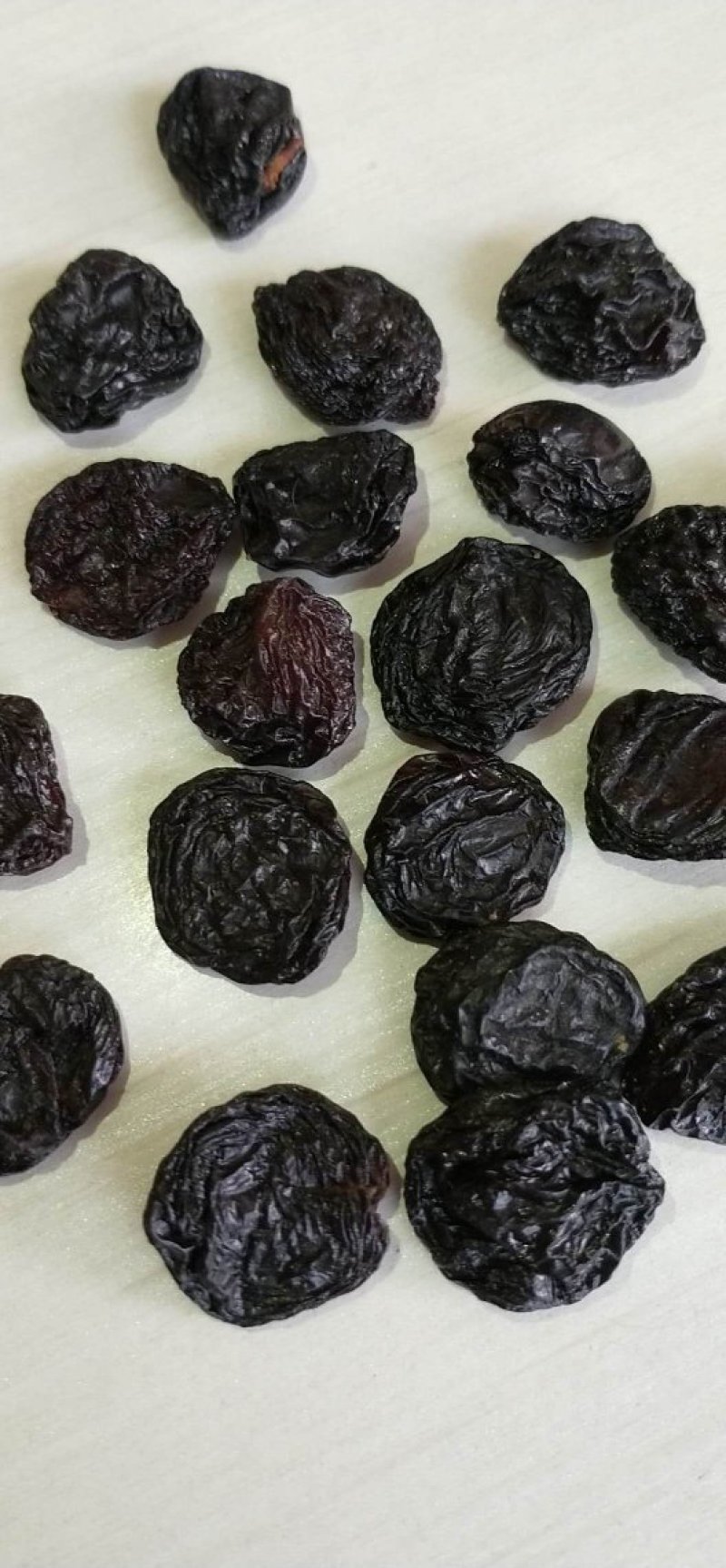 新疆干果夏黑葡萄干超大颗黑加仑葡萄干
