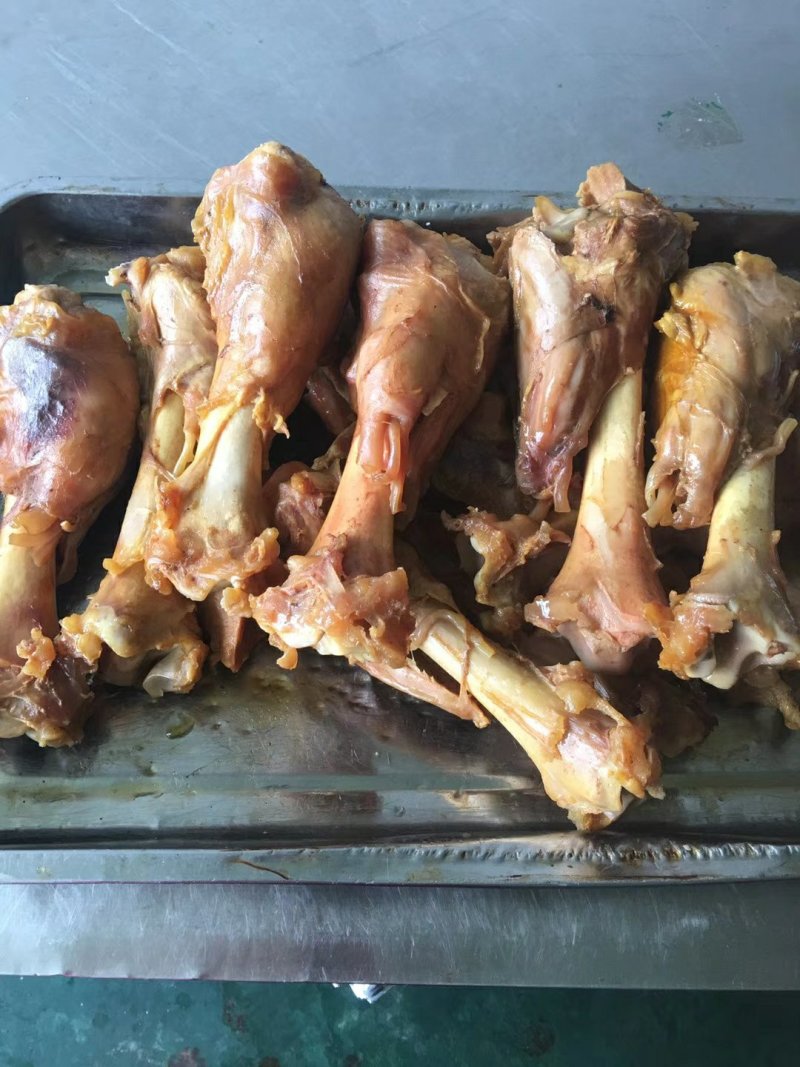 牛小腿乳牛棒骨！小牛腿一件40斤25个左右适合酒店加工厂