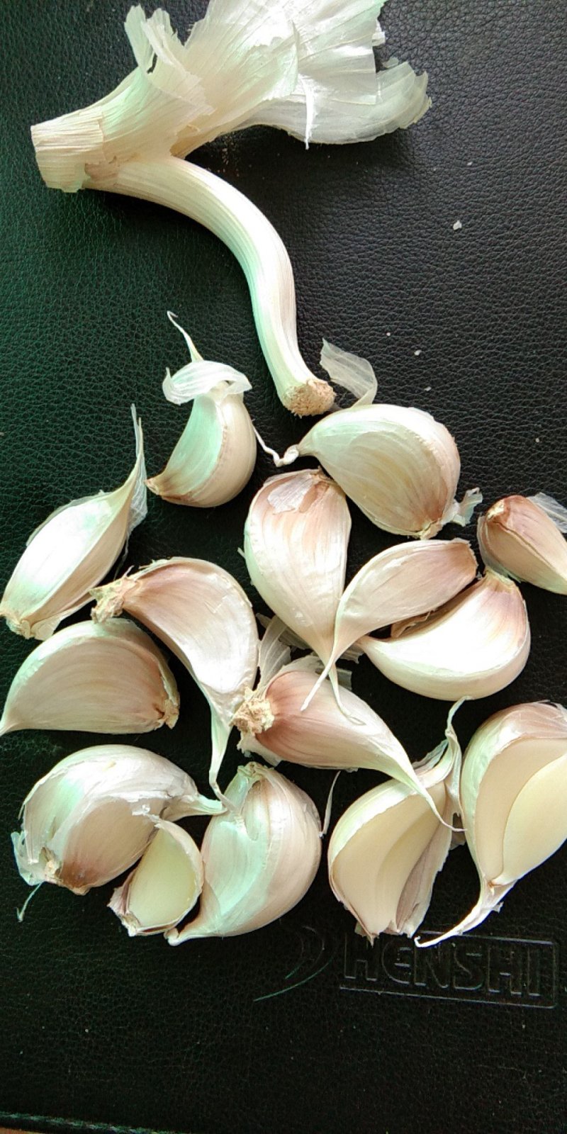 大蒜【白皮蒜】【白皮脱水蒜】红皮川蒜，脱水炸油米料，