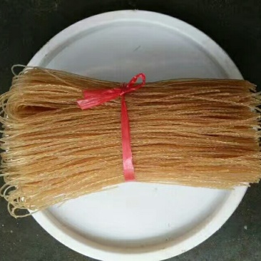 圆扎粉，源头产品。粉丝口感顺滑，无沙无碴，品质保证不碎