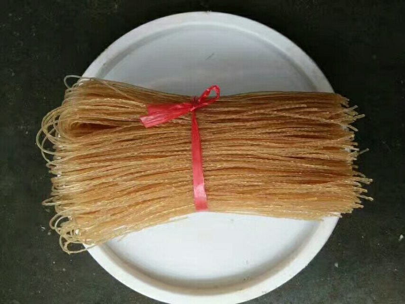 圆扎粉，源头产品。粉丝口感顺滑，无沙无碴，品质保证不碎