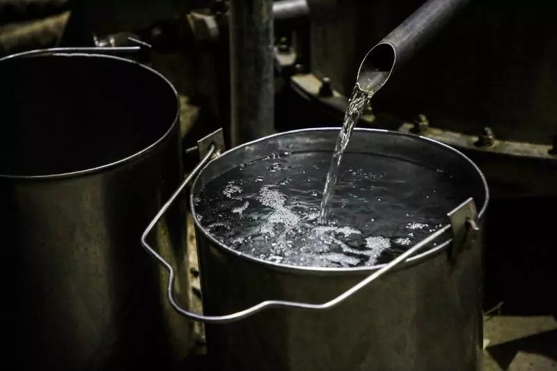 浓香型纯粮陈年老酒52度每瓶500ml每箱1瓶装5斤包邮