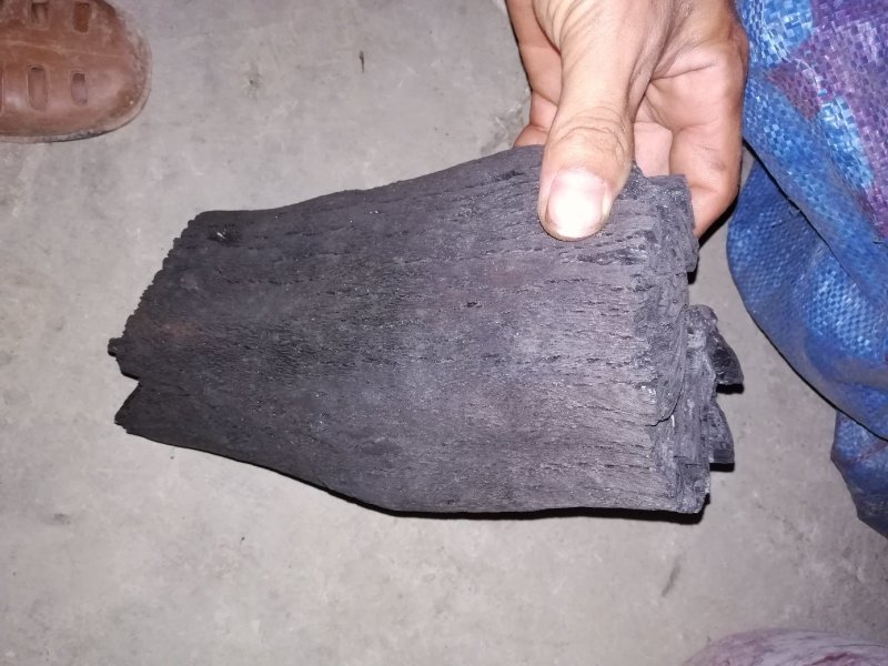 大量出售经刚树木炭