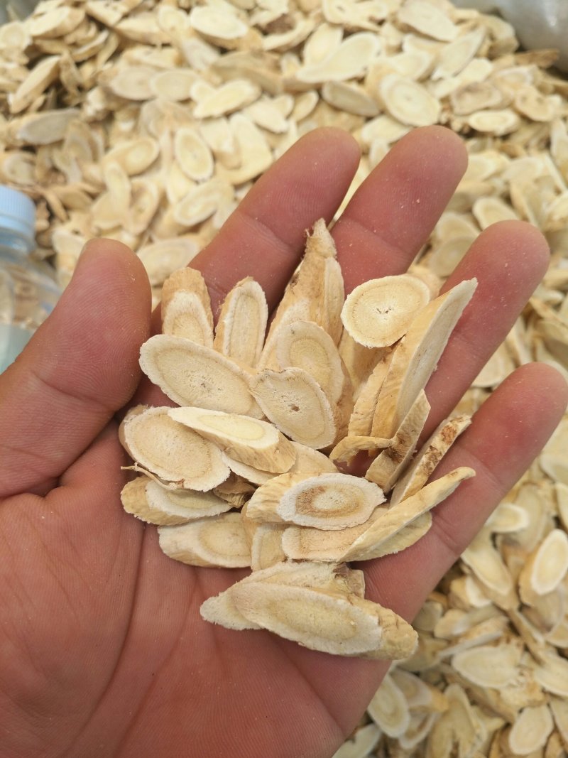 黄芪片高品质无硫中药材泡茶煲粥长期供货零售批发