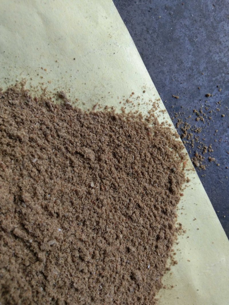 南排河鱼粉2元一斤厂食品下脚料烘干粉碎腥香味浓价格量从优