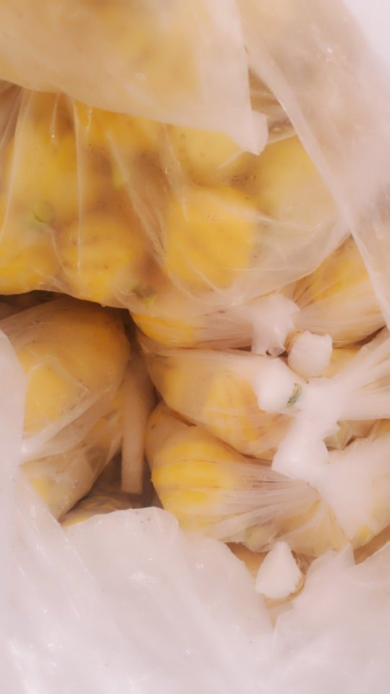 正宗泰国进口纯甜削皮小菠萝又脆又甜，好吃的菠萝