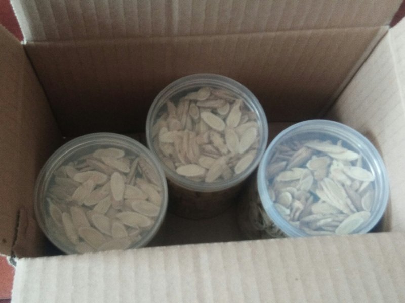 精品黄芪片人工自己种植自产自销无任何添加剂