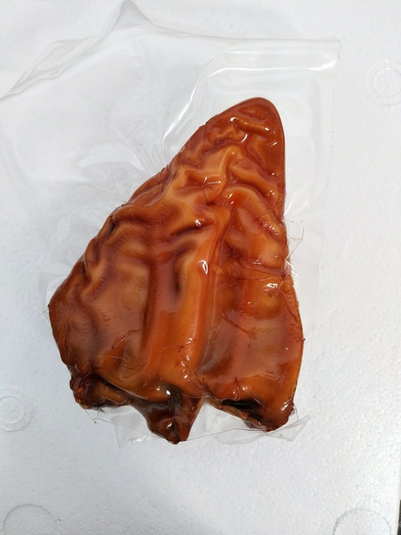卤香猪耳朵，纯干无汤，开袋即食，品质好可定做，味道鲜香脆
